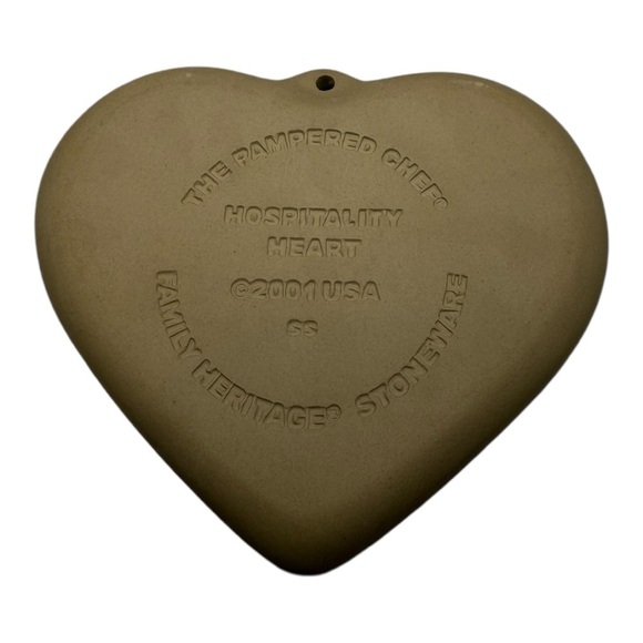 The Pampered Chef Vintage Hospitality Heart Stoneware Cookie Mold 2001 - Picture 2 of 6
